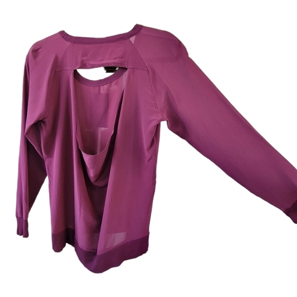 NWOT CHASER Woman's Draped Open Back Raglan Blouse Sz M Cabernet - Picture 4 of 12